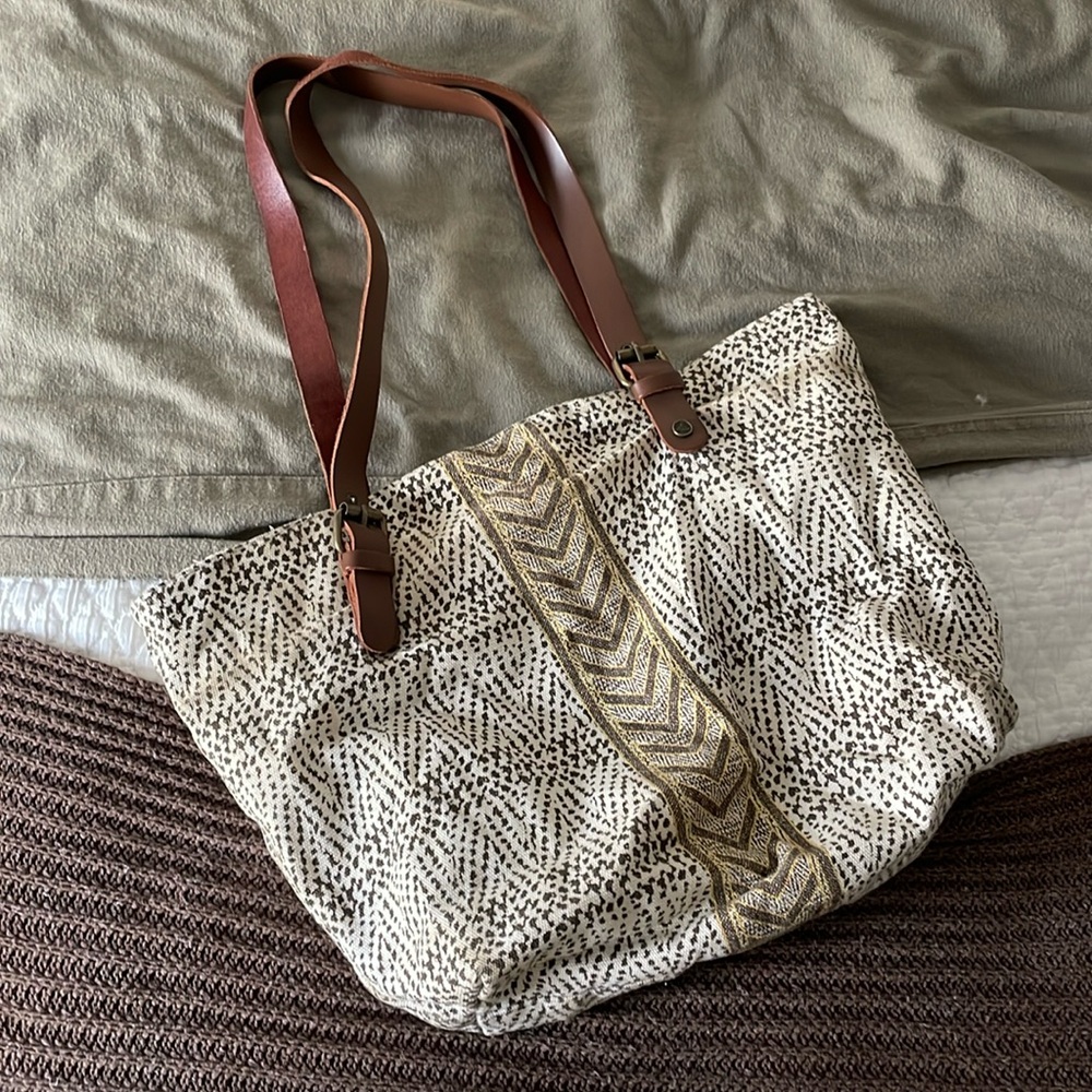 Prana boho style shoulder bag